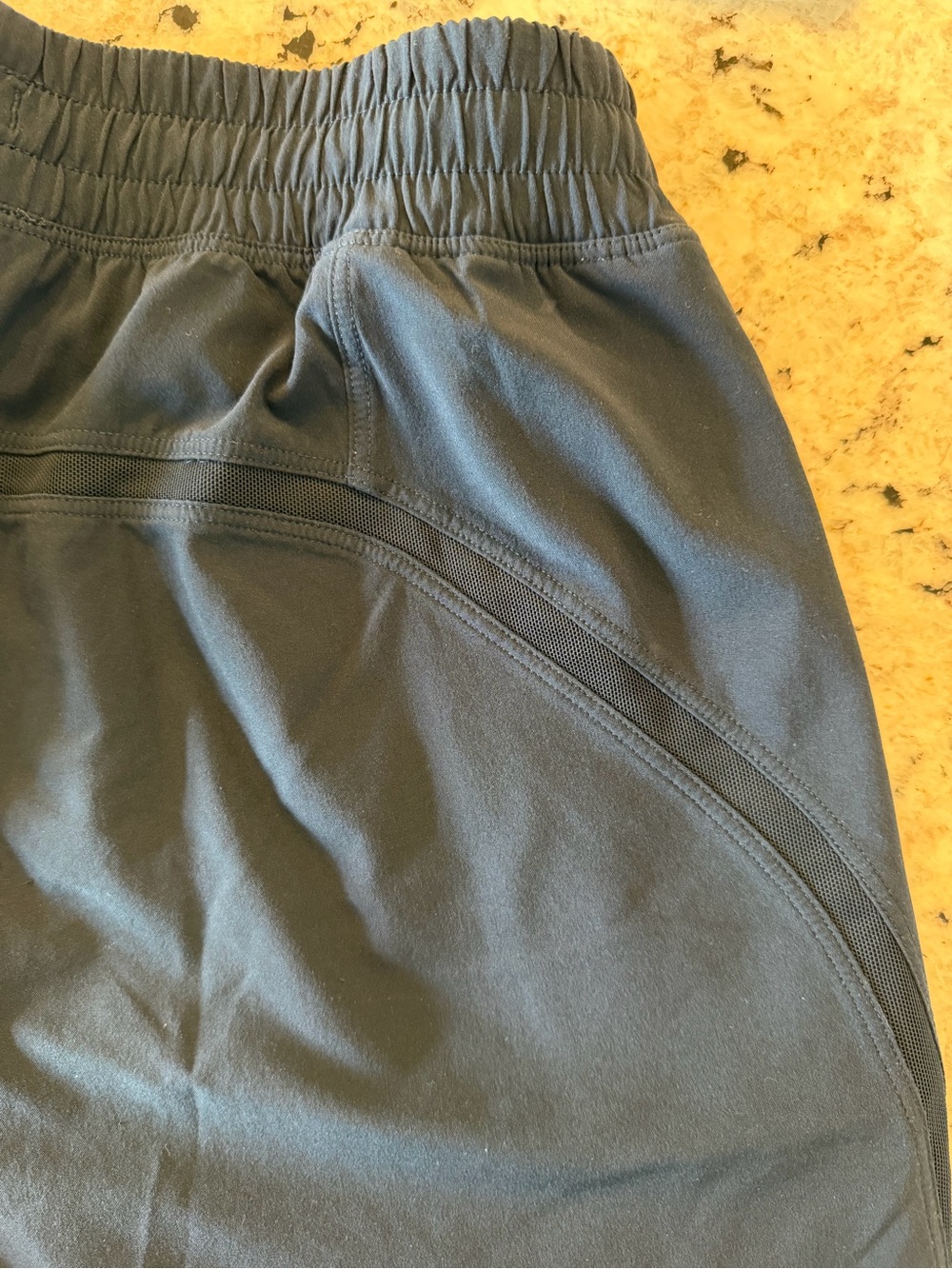 Lululemon Zeroed In Shorts Set in Navy & White - Picture 11 of 11